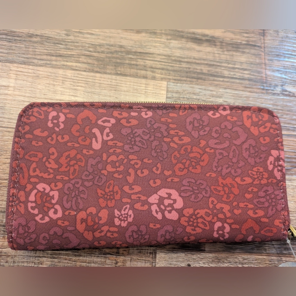 NWT Travelon Wallet Wristlet Purse Safe ID RFID Blocking Burgundy Floral - Picture 4 of 14